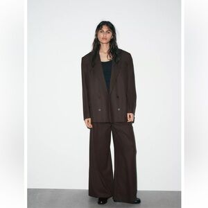 ZARA DOUBLE-BREASTED BLAZER WITH SHOULDER PADS